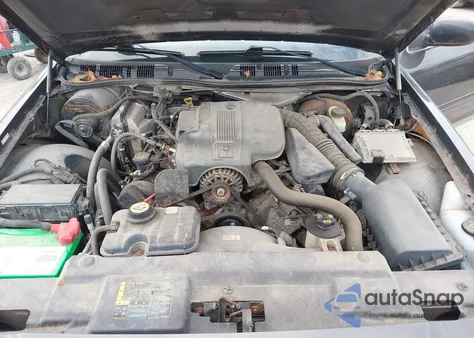 2005 Ford Crown Victoria Lx/Lx Sport z USA, uszkodzony, nr VIN 2FAHP74W95X113062